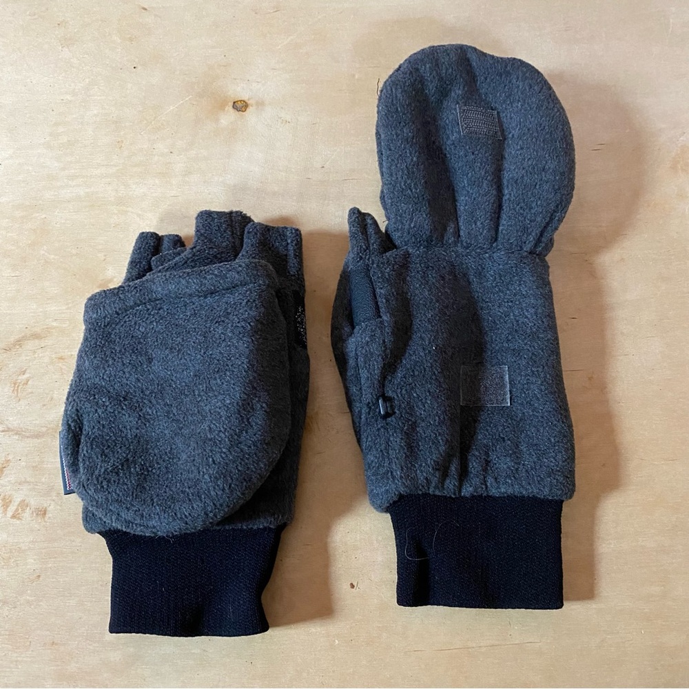Thinsulate Gray Gloves